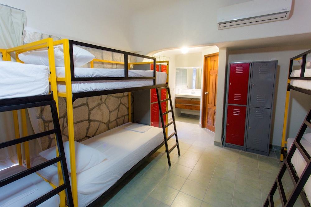 Hotel Nilu Downtown By Selina 3*